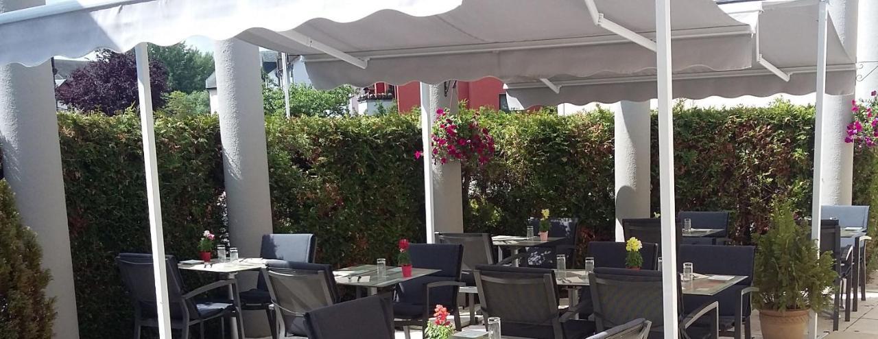 Cottage Logis Hotel - Restaurant Dudelange Eksteriør bilde