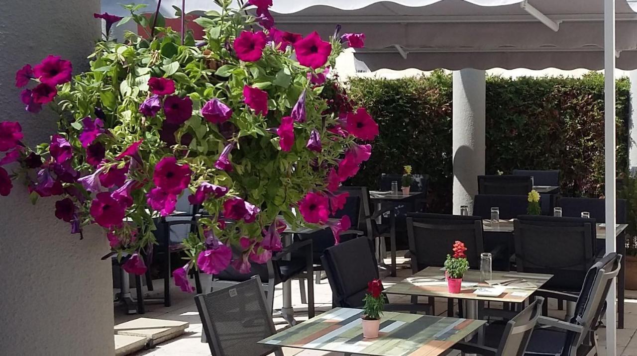 Cottage Logis Hotel - Restaurant Dudelange Eksteriør bilde